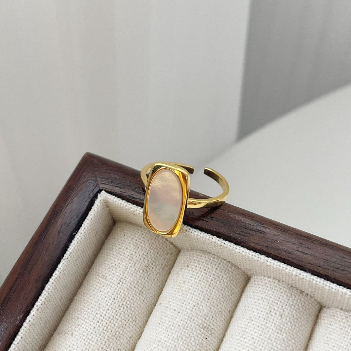 925 sterling silver shell  ring
