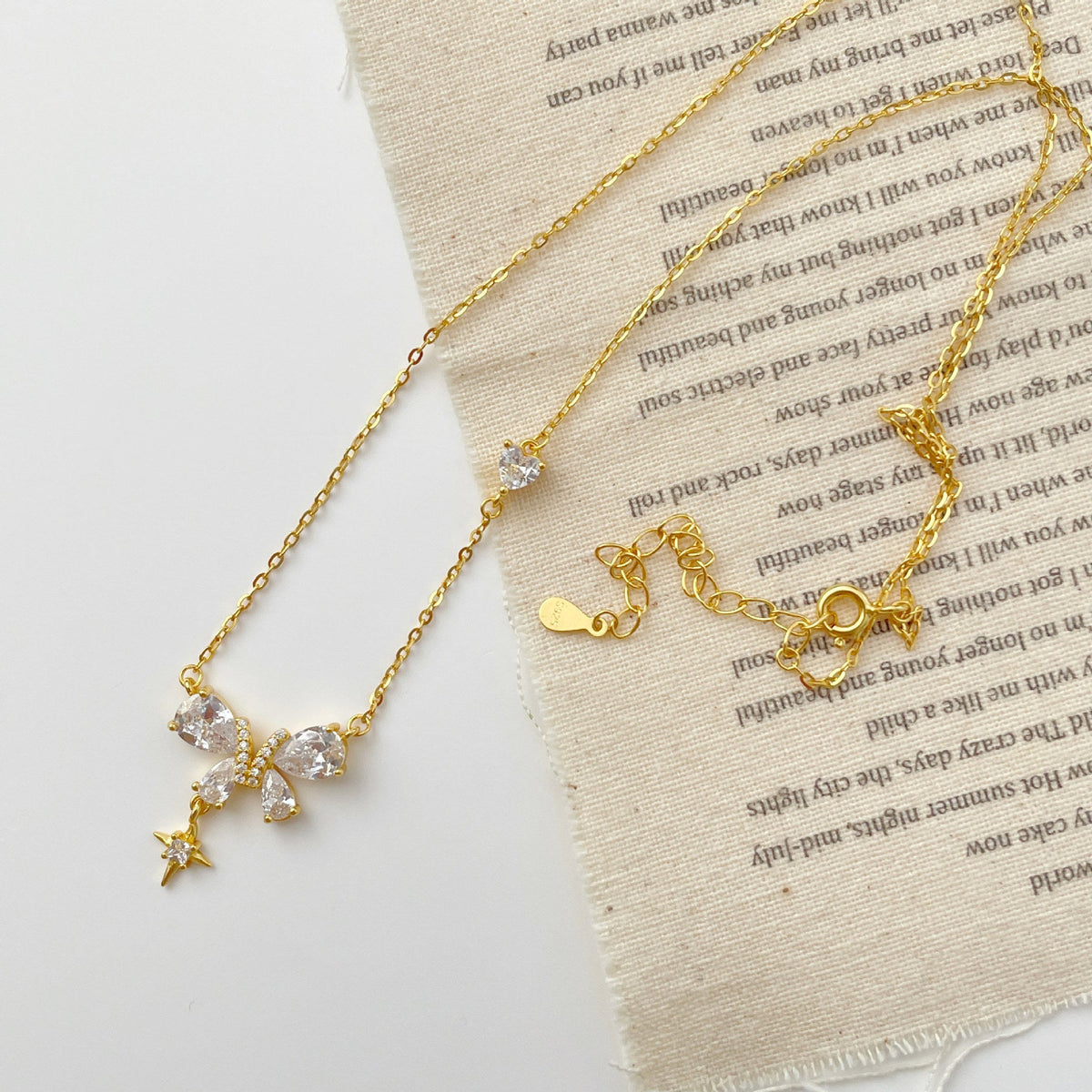 925 sterling silver butterfly shaped pendant necklace