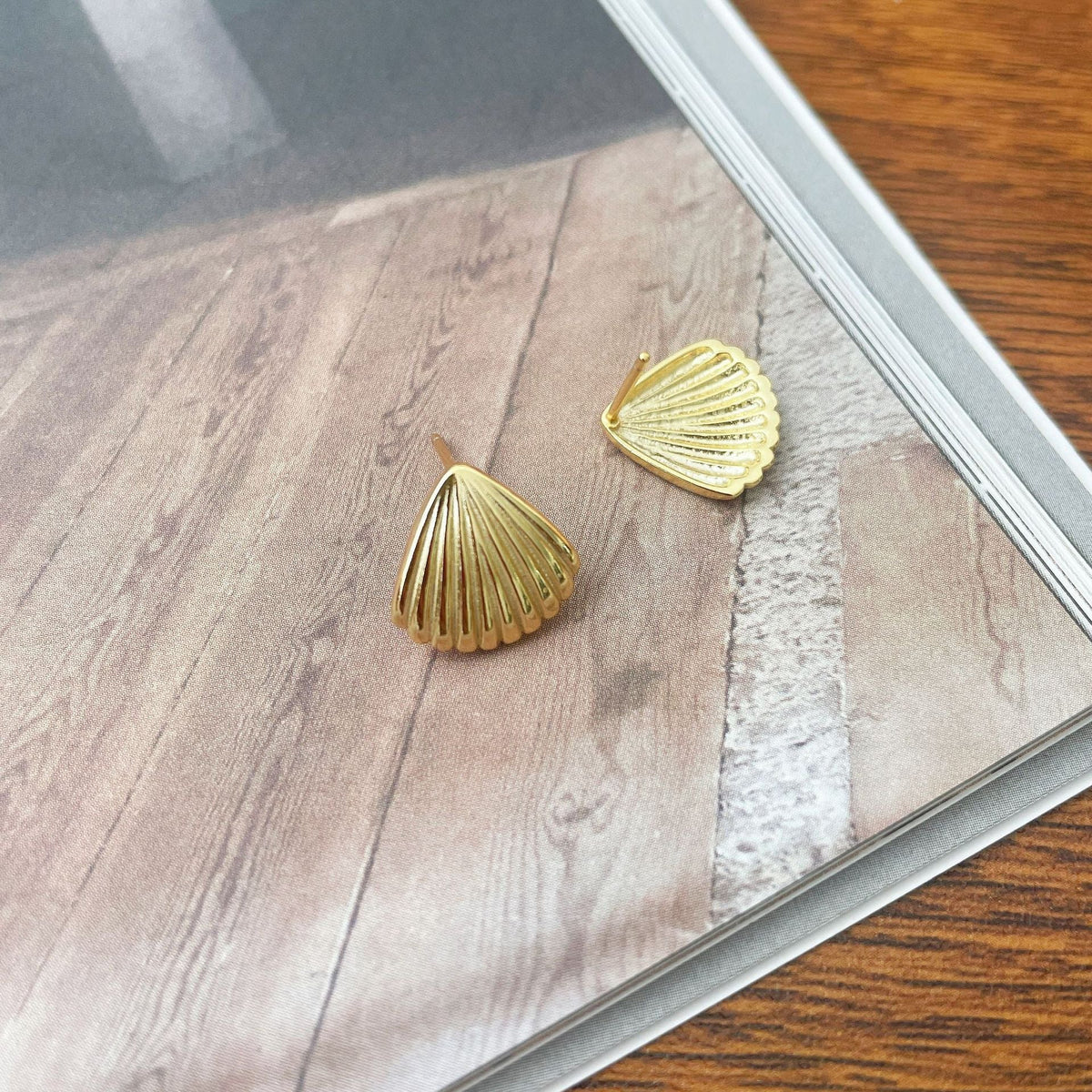 925 sterling silver shell shaped earrings