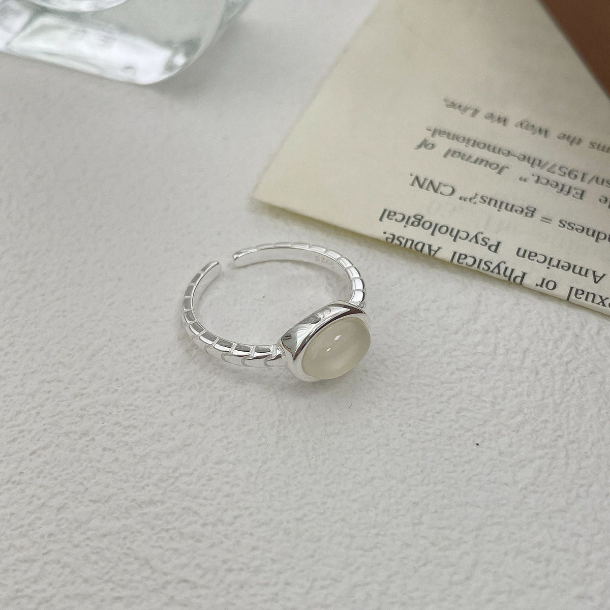 S925 pure silver oval black agate white chalcedony ring - silvery