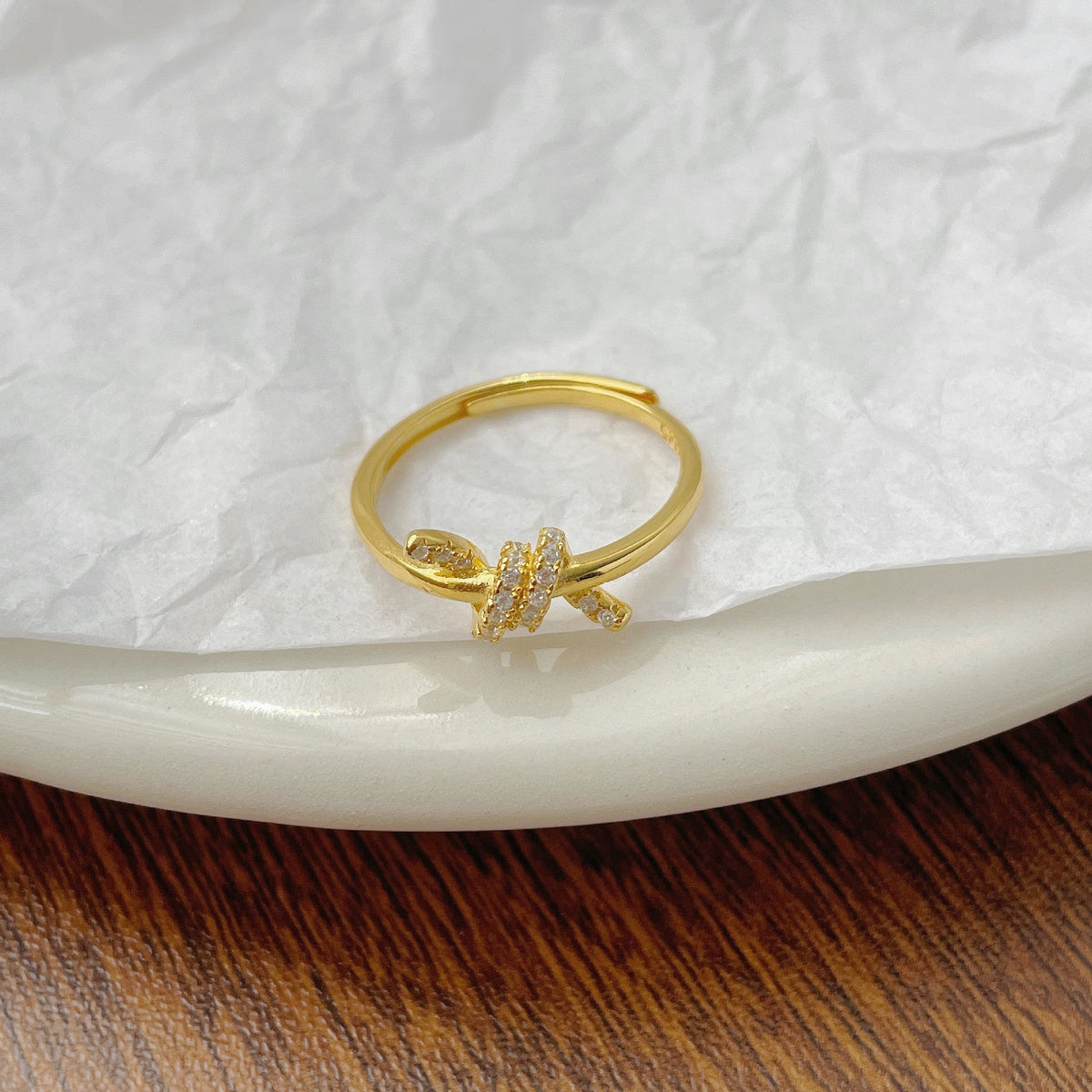 925 sterling silver knot shaped ring