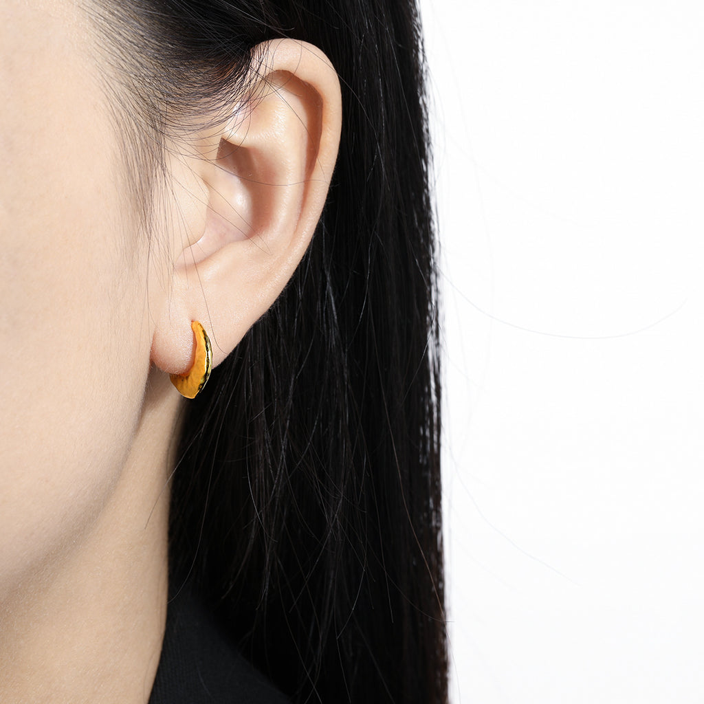 Matte Molten Teardrop Huggie Earrings – image 4