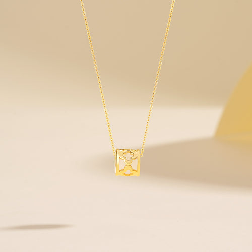 Clover Slim Waist Chalcedony Necklace – gemstone jewelry supplier