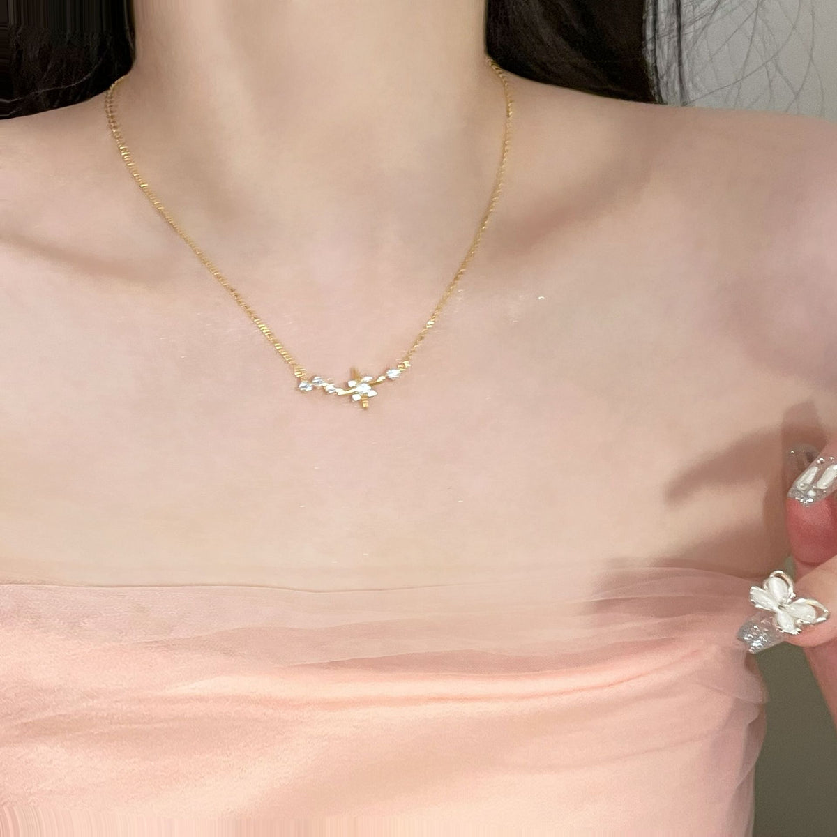 2.6cm Zircon Pendant Necklace – detail view 3