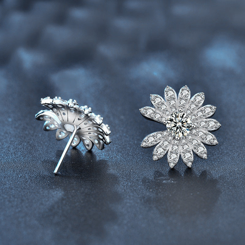 S925 Silver-Post Daisy Flower Stud Earrings with Moissanite