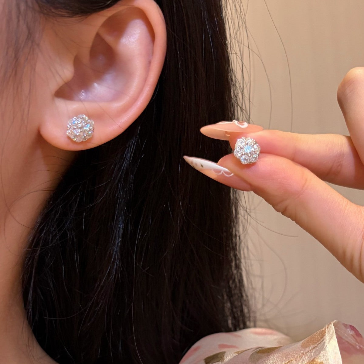 S925 Sterling Silver Flower Stud Earrings with Moissanite