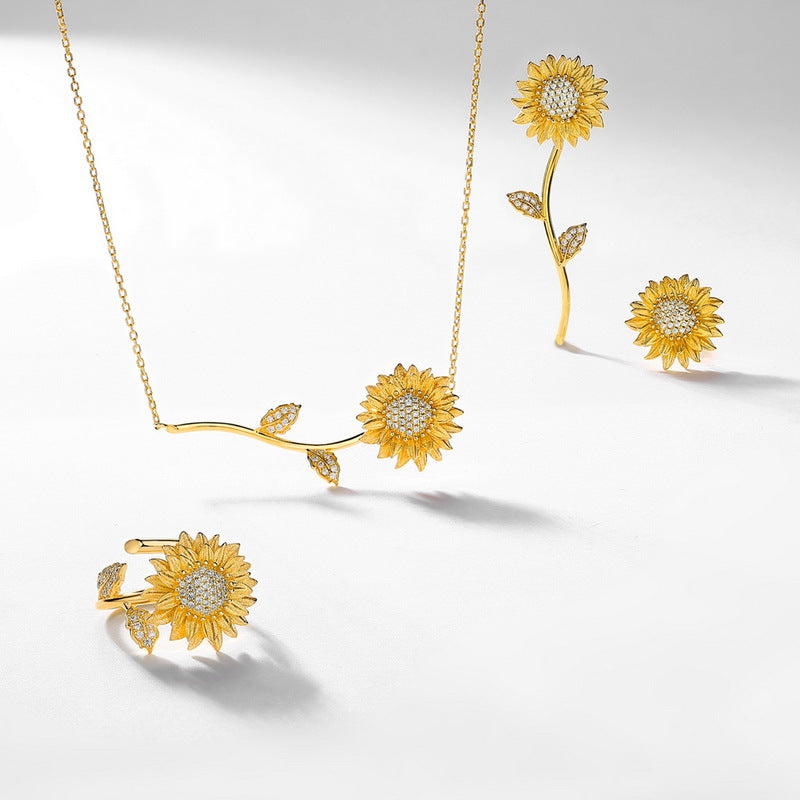 S925 Sterling Silver Sunflower Zircon Inlaid Necklace