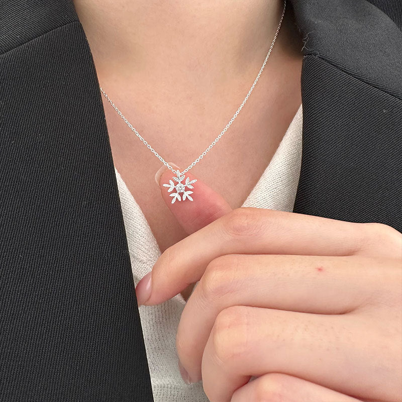 S925 Sterling Silver Christmas Snowflake Necklace
