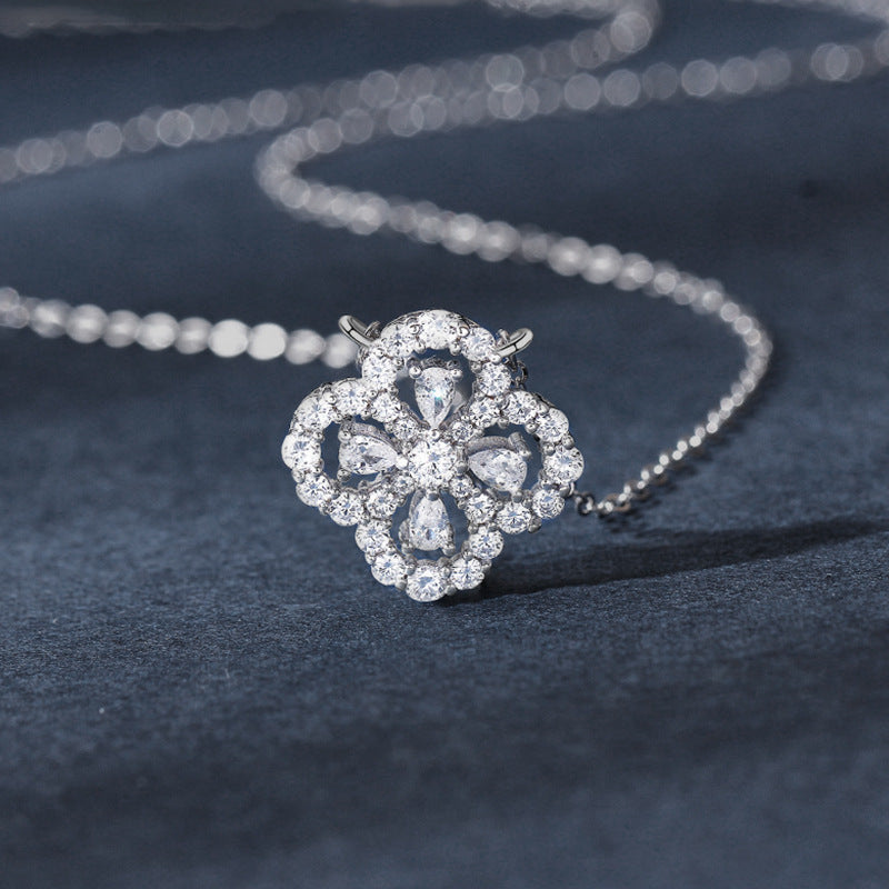 S925 Sterling Silver Clover Moissanite Necklace