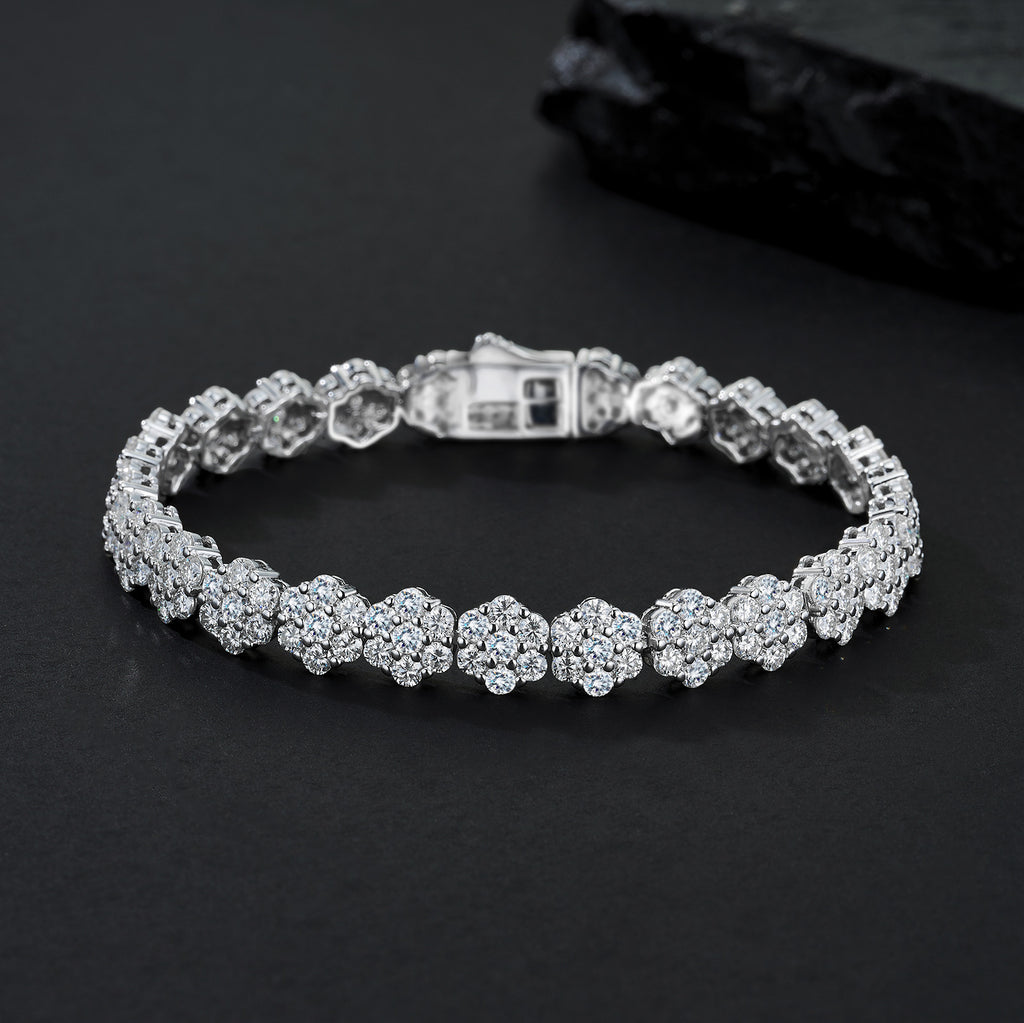 New S925 silver bracelet fully set with moissanite