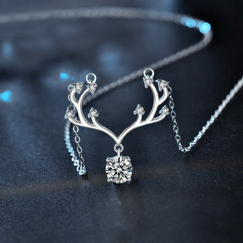 S925 Sterling Silver Moissanite Deer Shape Pendant Necklace
