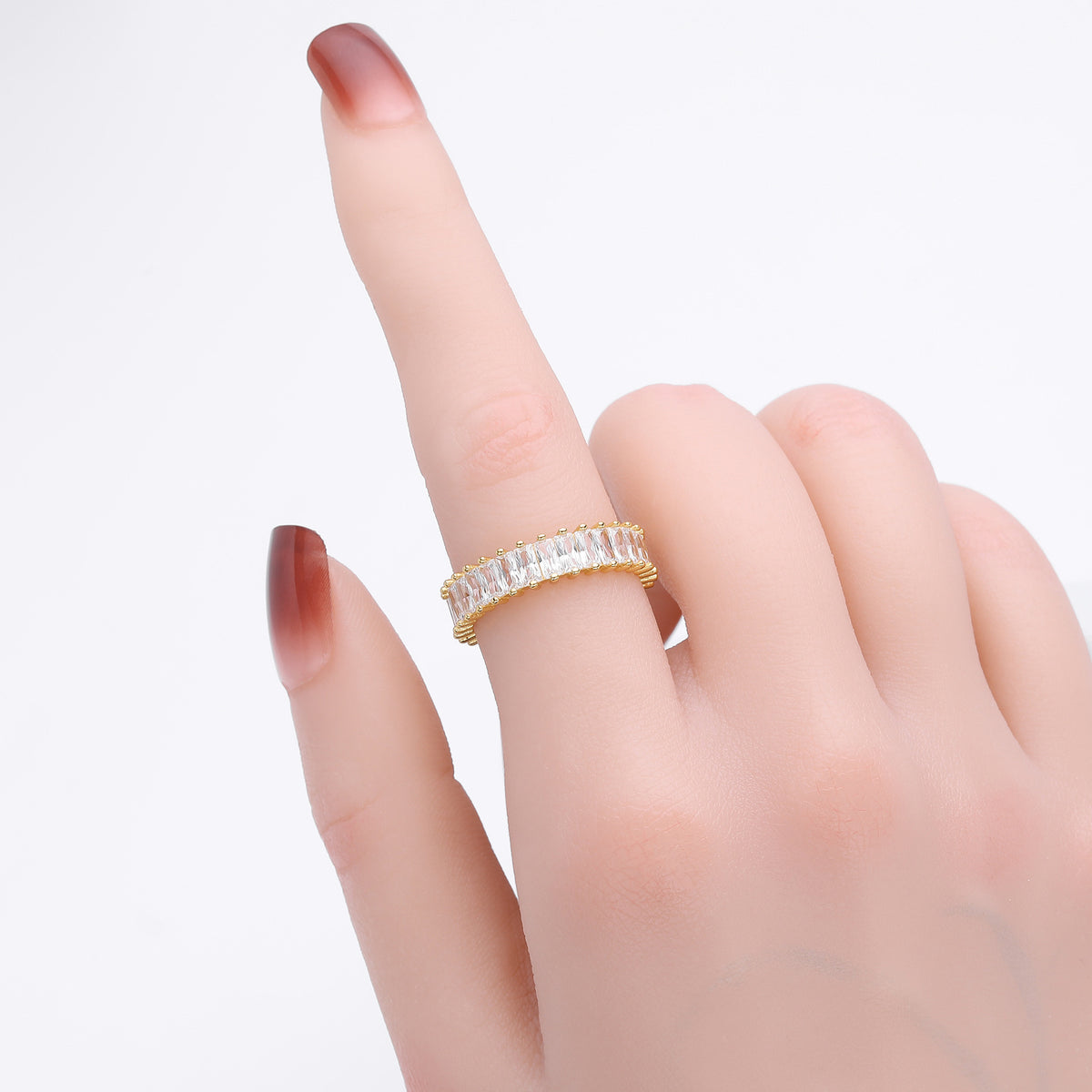 Versatile S925 sterling silver ring with rectangular zircon clusters