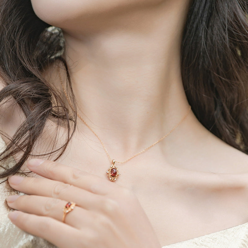 S925 Sterling Silver Retro Pomegranate Pendant Necklace