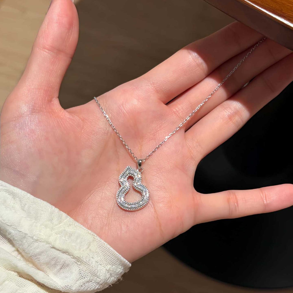 S925 Sterling Silver Moissanite Mini Gourd Necklace