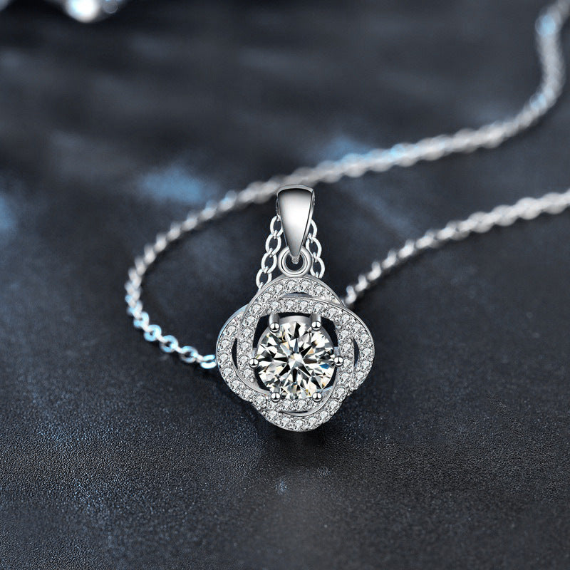 S925 Sterling Silver Moissanite Rose Clavicle Pendant Necklace