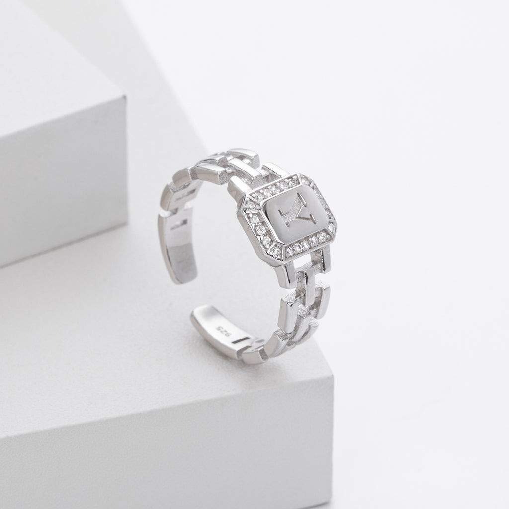 Stylish and simple S925 sterling silver ring with English letter band