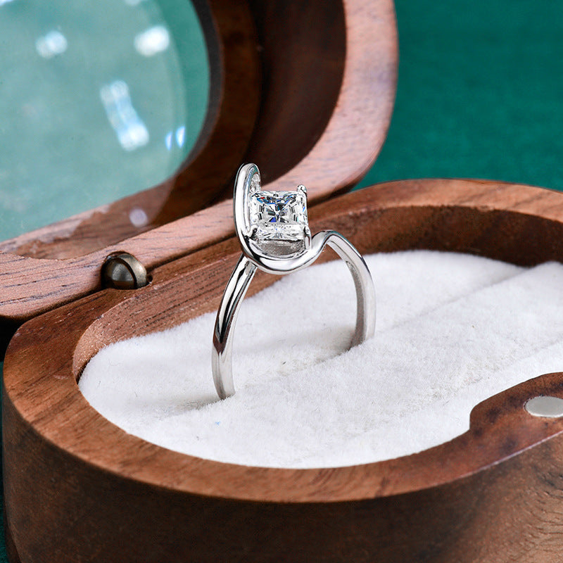 S925 Sterling Silver Linear Square Moissanite Ring