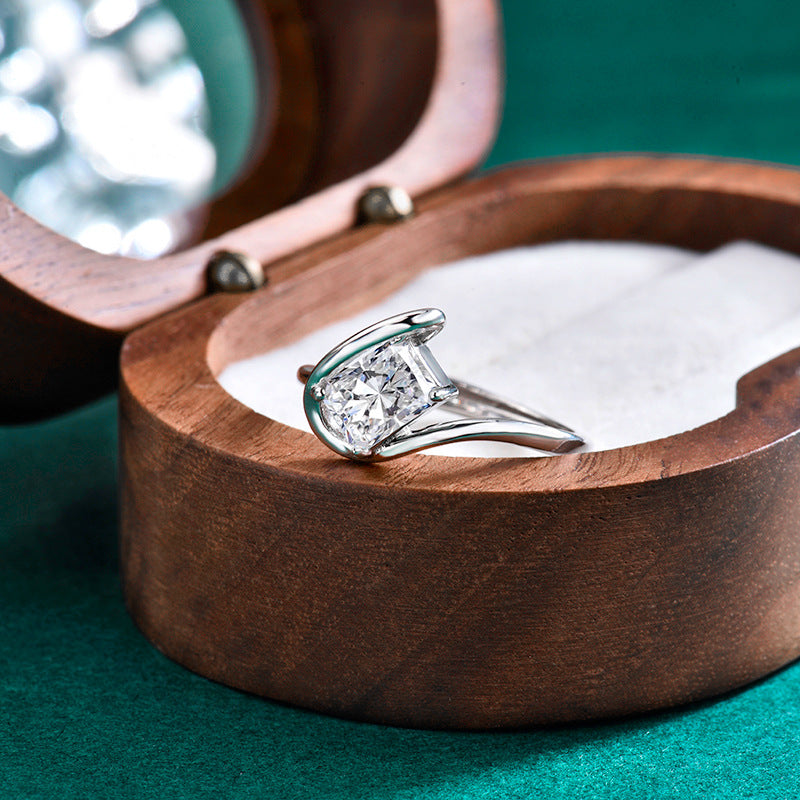 S925 Sterling Silver Linear Square Moissanite Ring
