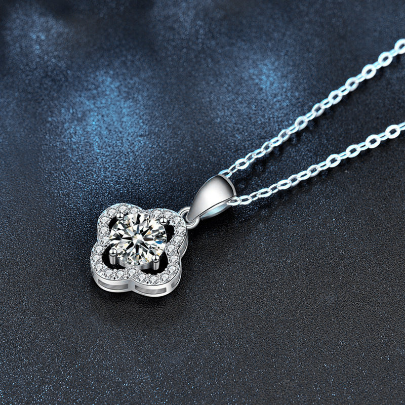 S925 Sterling Silver Clover Moissanite Necklace