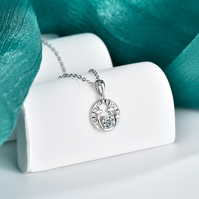 S925 Sterling Silver Moissanite Horse Hoof Pendant Necklace