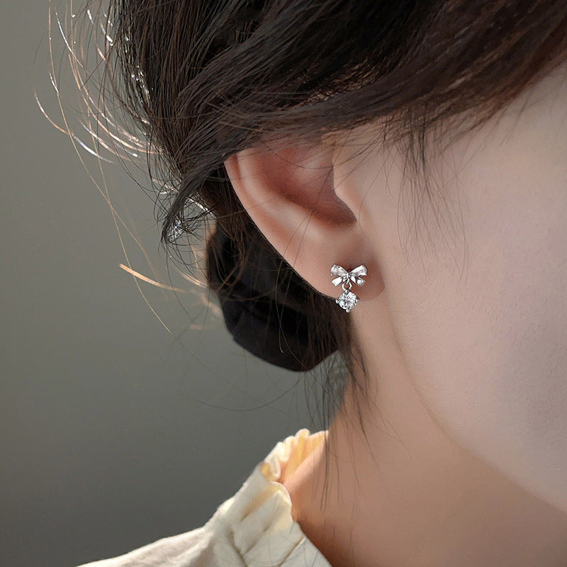 S925 Sterling Silver Moissanite Bow Stud Earrings
