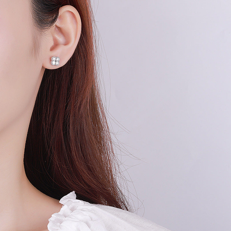 S925 Sterling Silver Moissanite Four-Leaf Clover Stud Earrings
