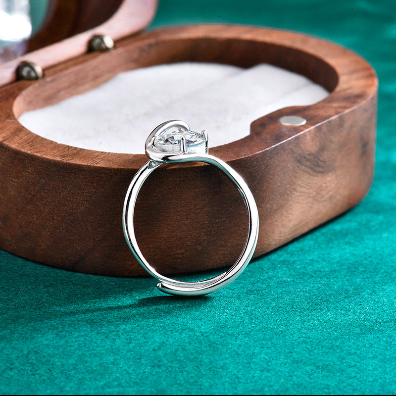 S925 Sterling Silver Linear Square Moissanite Ring