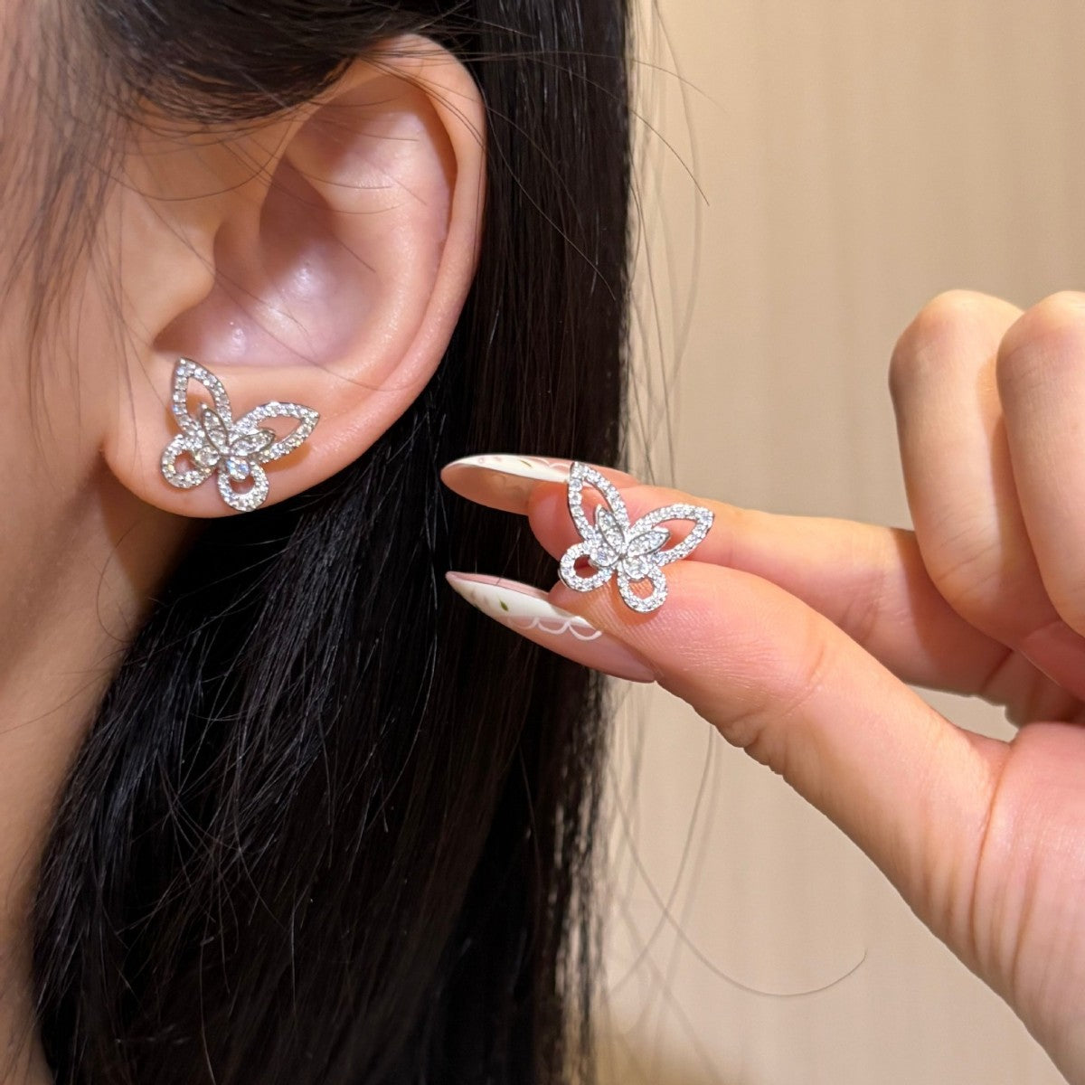 S925 Silver Micro-pave Moissanite Butterfly Stud Earrings