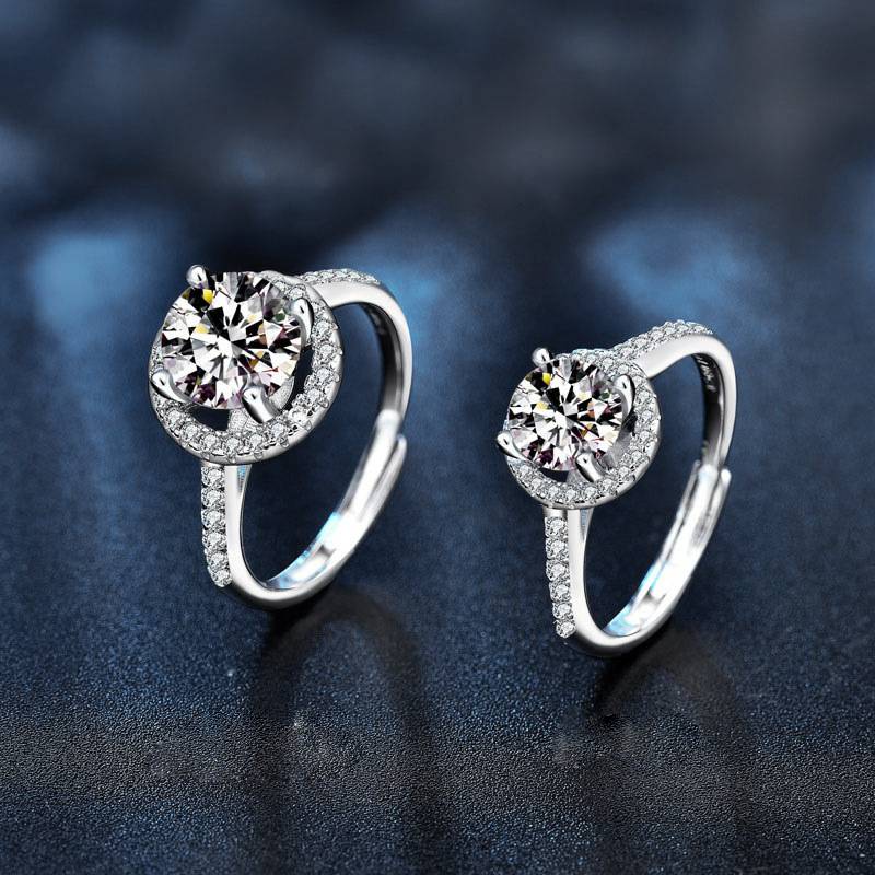 925 Sterling Silver Four-Prong Moissanite Ring