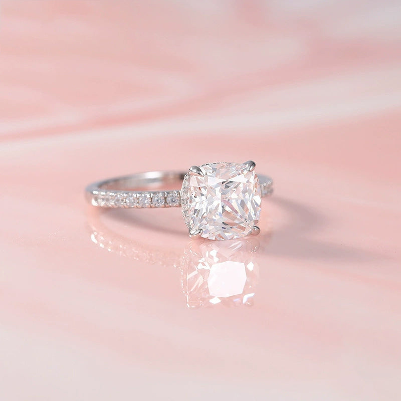 S925 silver four-claw 9 × 9 pillow 4-carat zircon ring