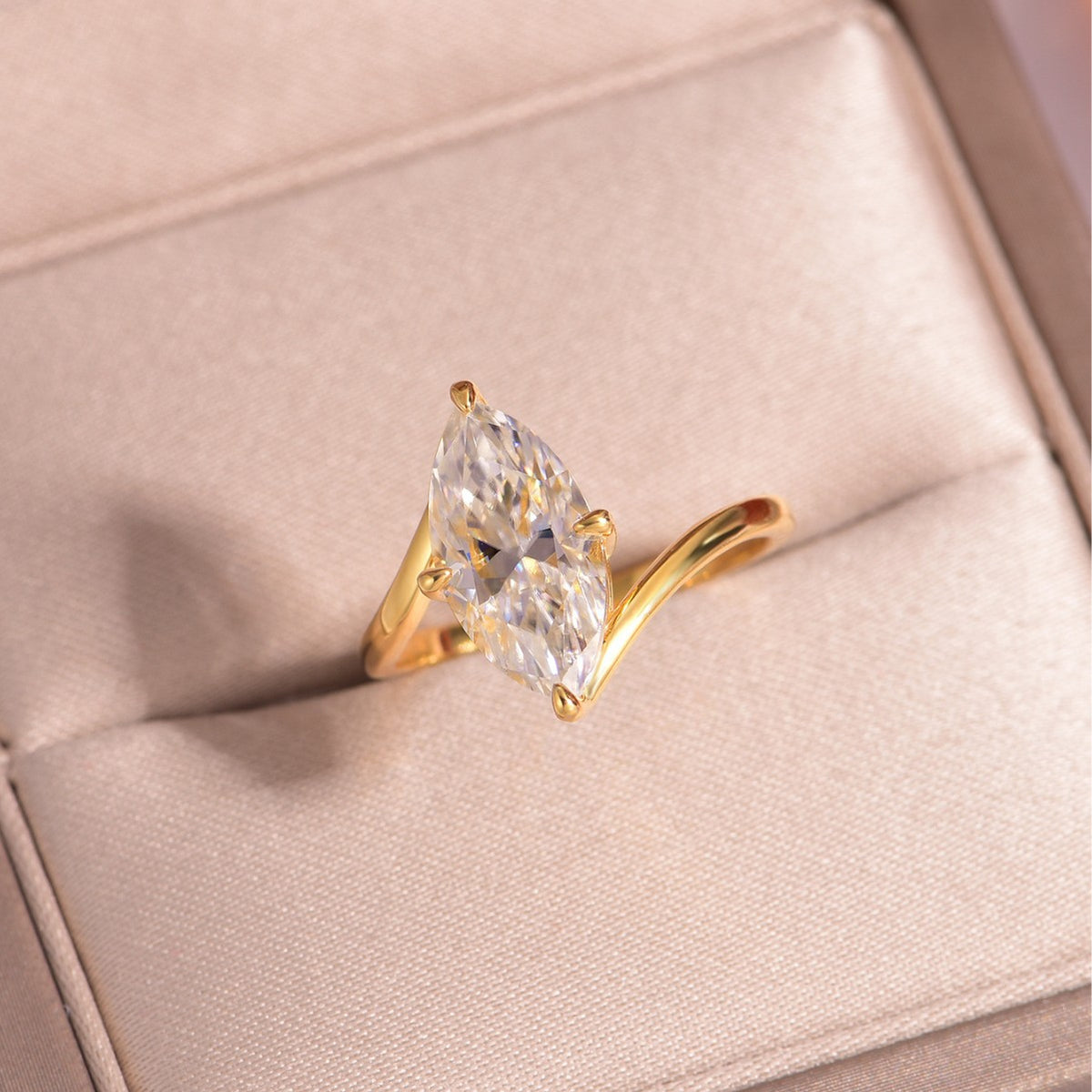 S925 Sterling Silver Horse Eye Moissanite Ring Simple Engagement Ring