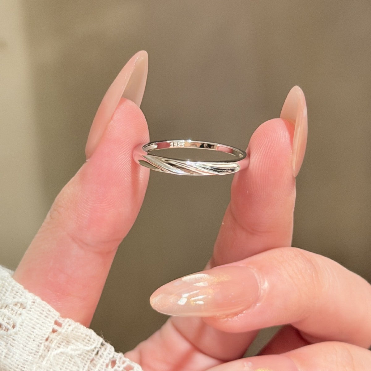 S925 Sterling Silver Möbius Strip Couple's Rings