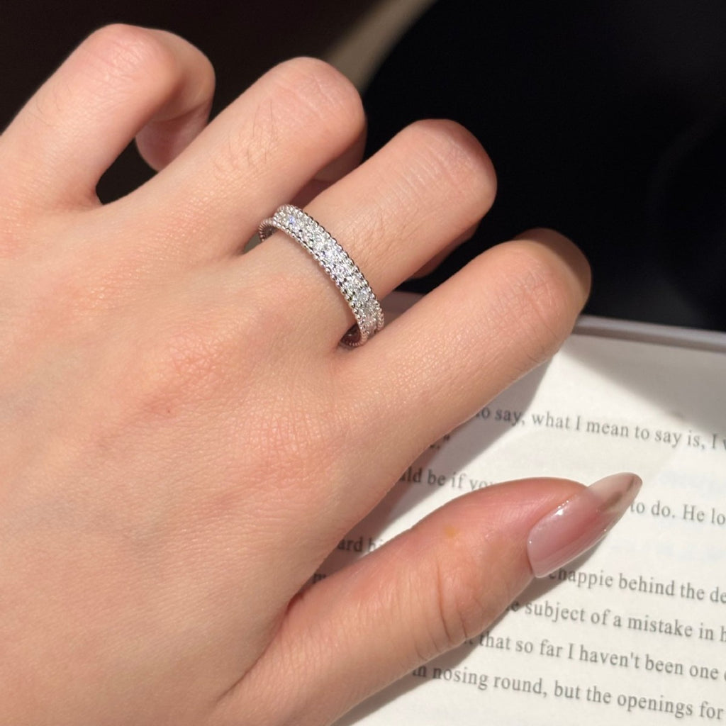 S925 Sterling Silver Moissanite Narrow Ring with Single-Row Beaded Edge