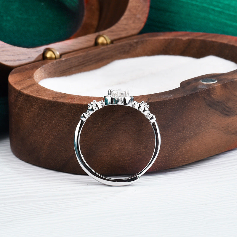 S925 Sterling Silver Heart-Shaped Crown Moissanite Ring