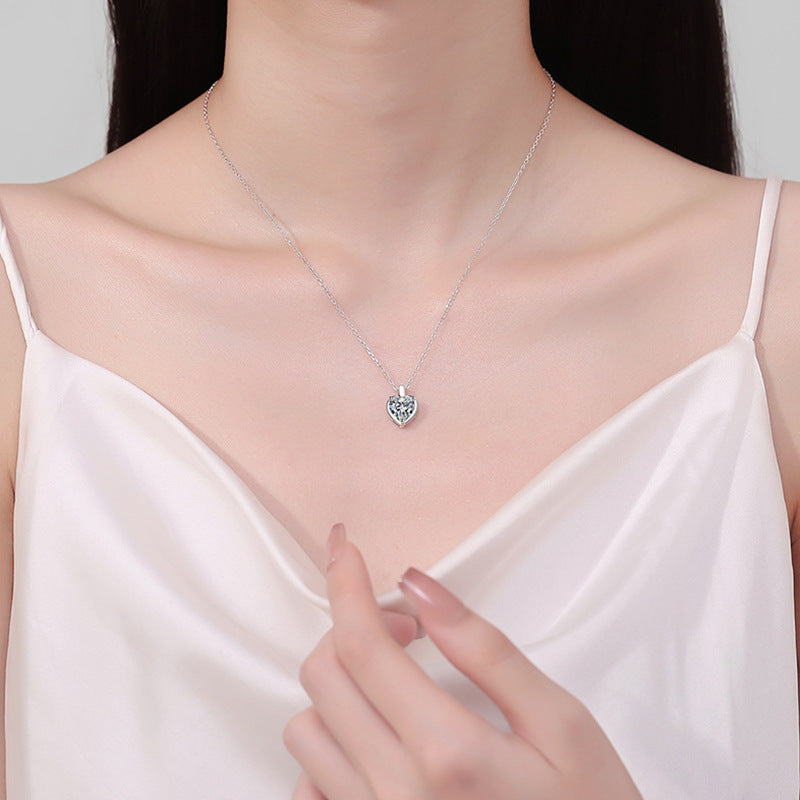 S925 Sterling Silver Moissanite Heart-Shaped Pendant Necklace