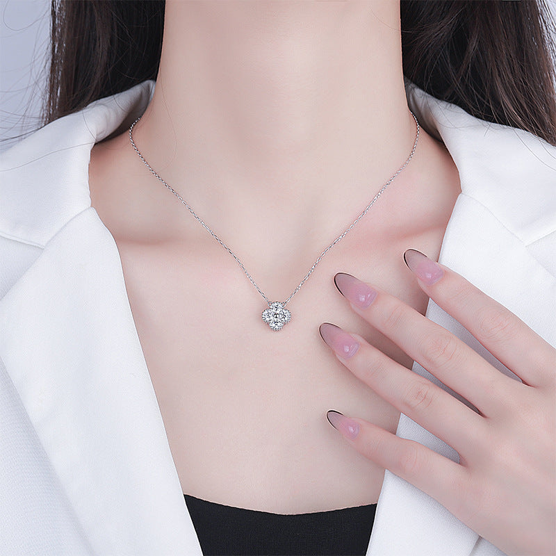S925 Sterling Silver Moissanite Pendant Clover Necklace