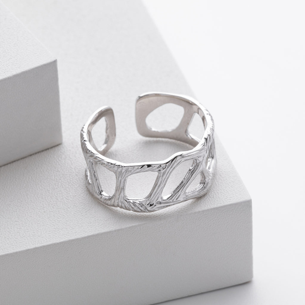 S925 Sterling Silver Fashionable and Unique Wrinkled Irregular Ring
