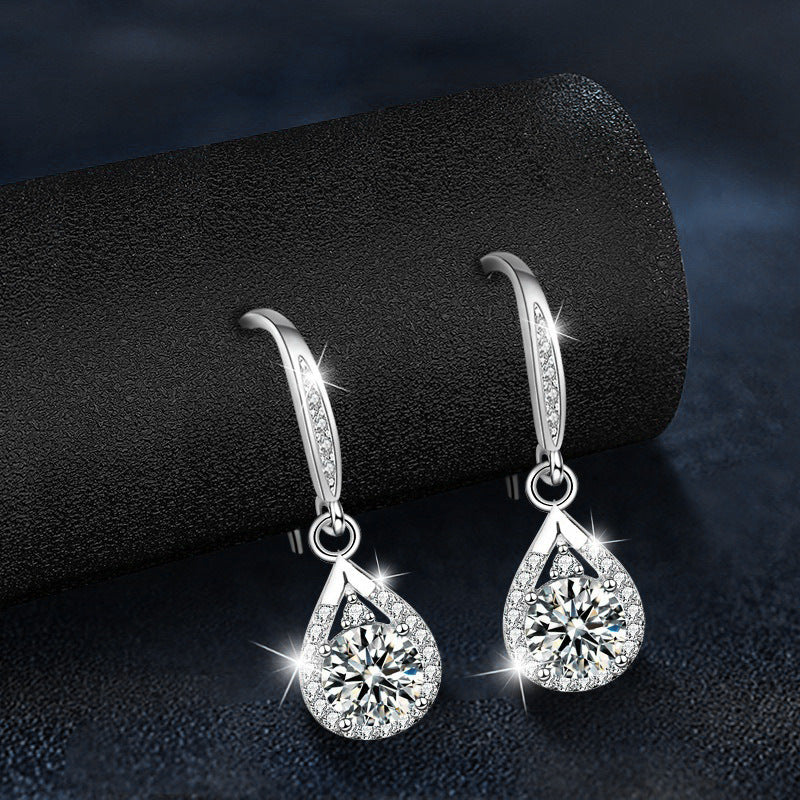 925 Sterling Silver Teardrop Earrings — Premium-Look Moissanite Studs for Women