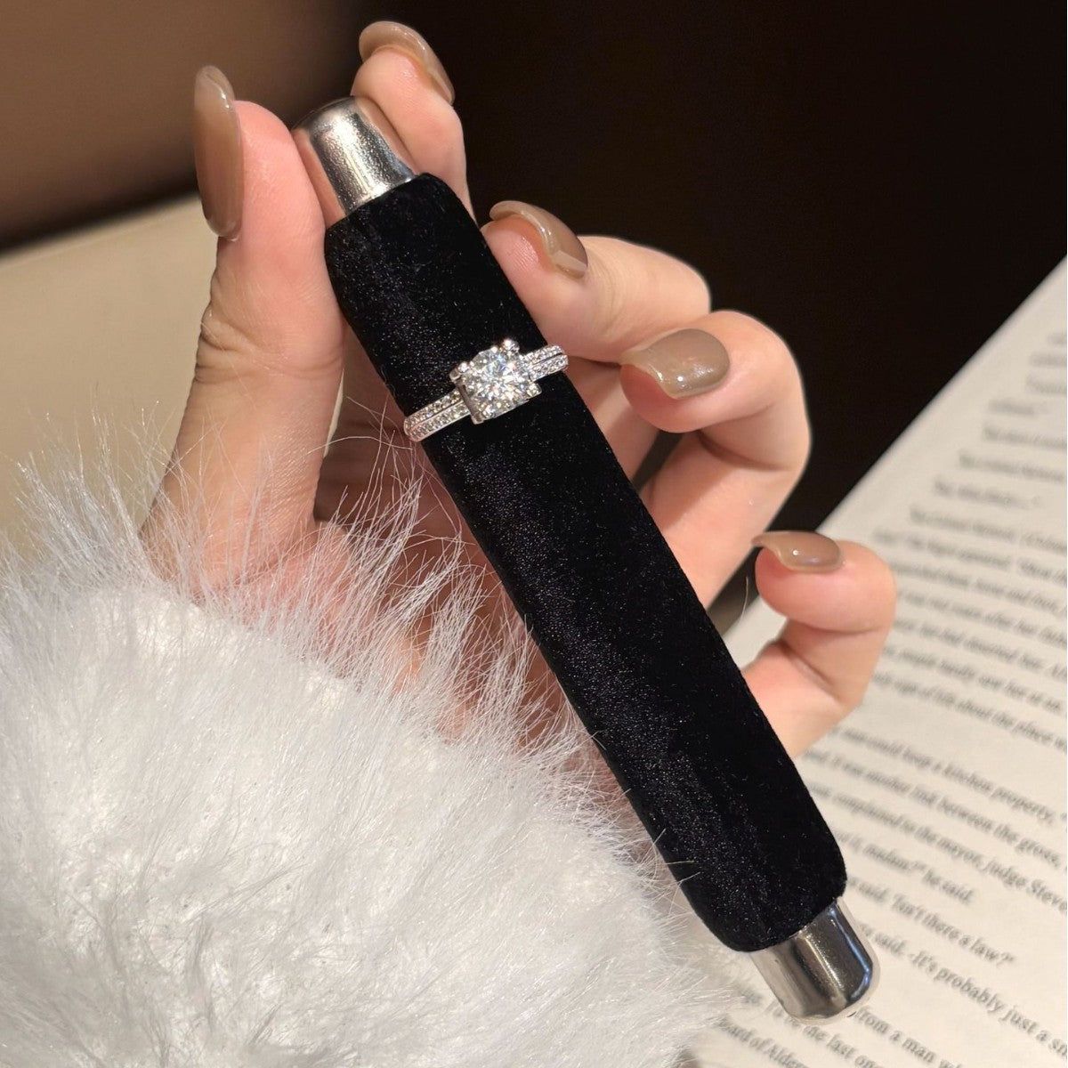 S925 Sterling Silver Double-Row "Bull-Head" Setting Moissanite Ring