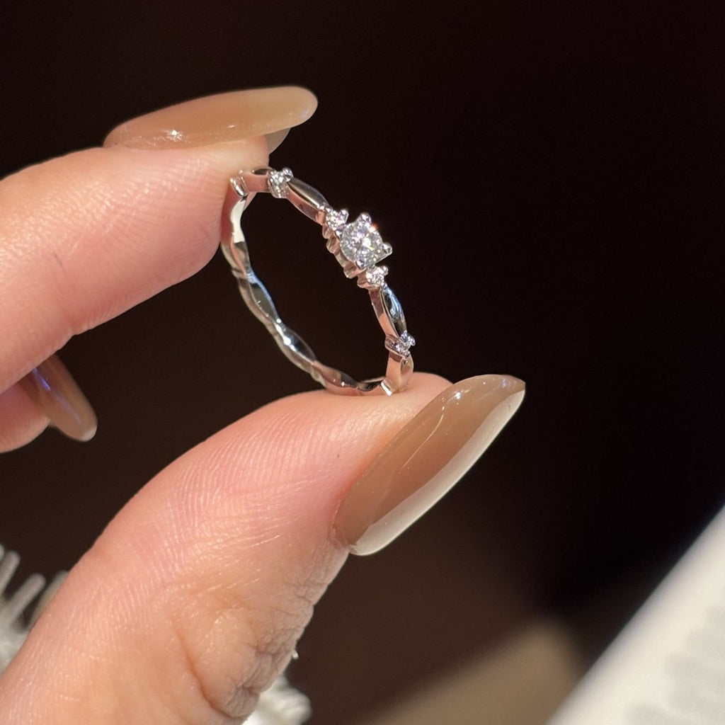 S925 Silver Angel Wing Moissanite Ring