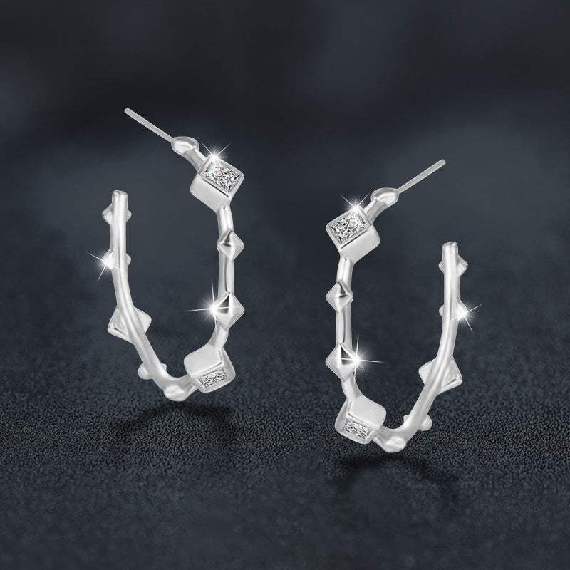 Moissanite S925 sterling silver bamboo C-shaped earrings