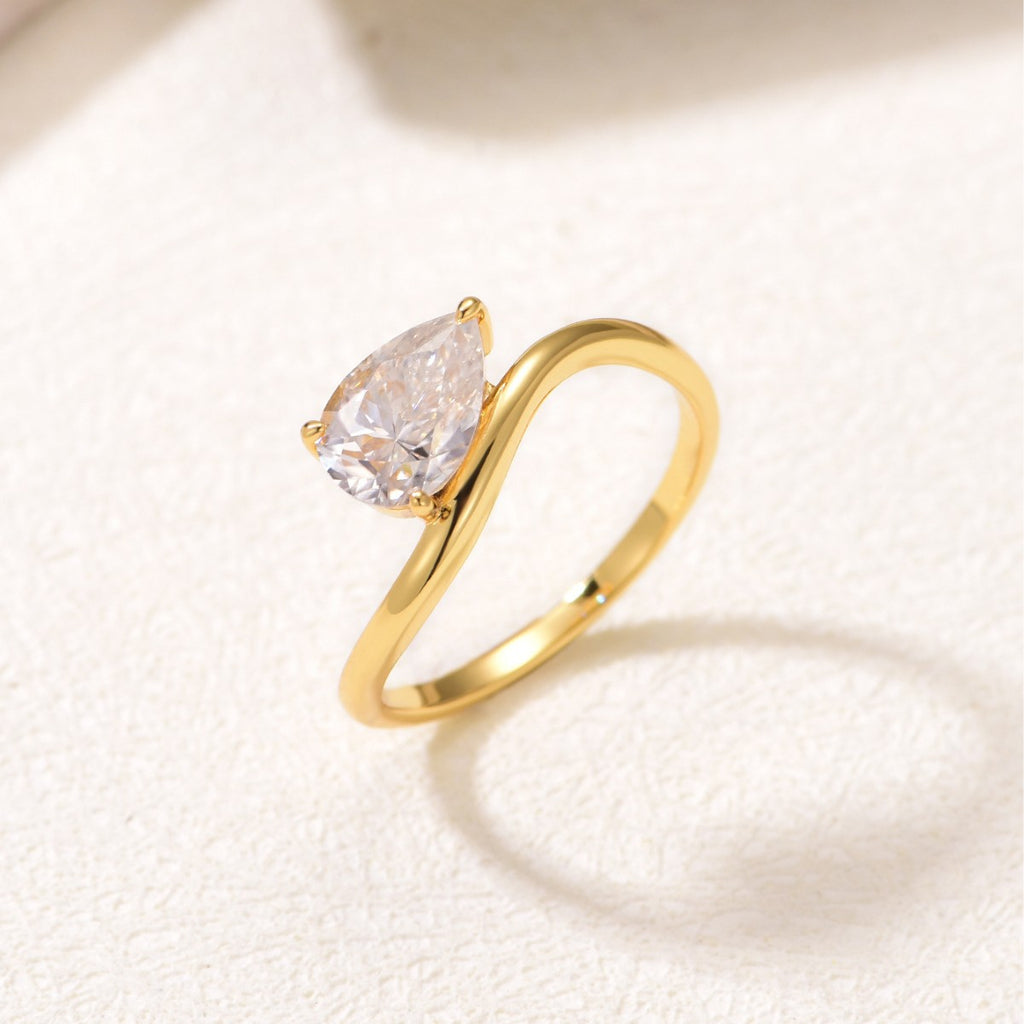 S925 sterling silver drop Mosanite engagement ring