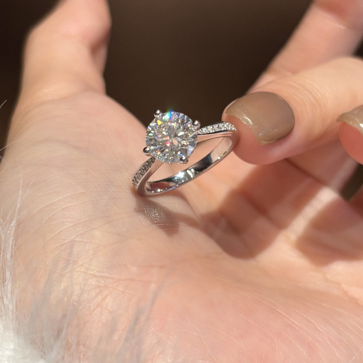 S925 Sterling Silver Four-Prong Set Round Colored Moissanite Ring