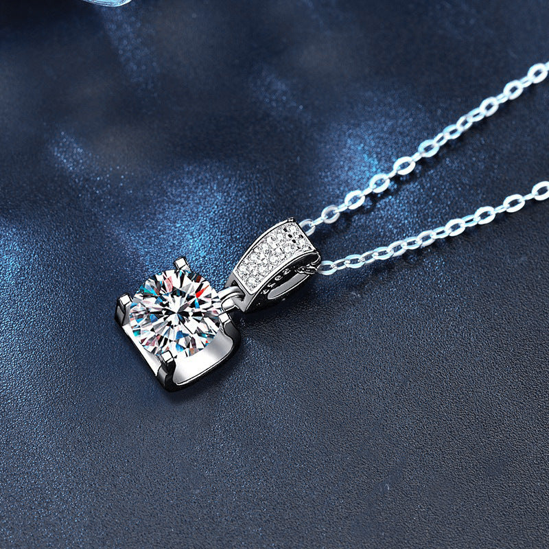 S925 Sterling Silver Moissanite Classic Four-Claw Ox Head Pendant Necklace