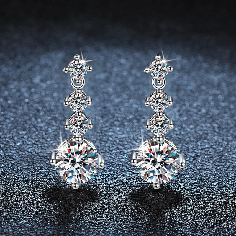 s925 sterling silver classic four claw Moissanite earrings
