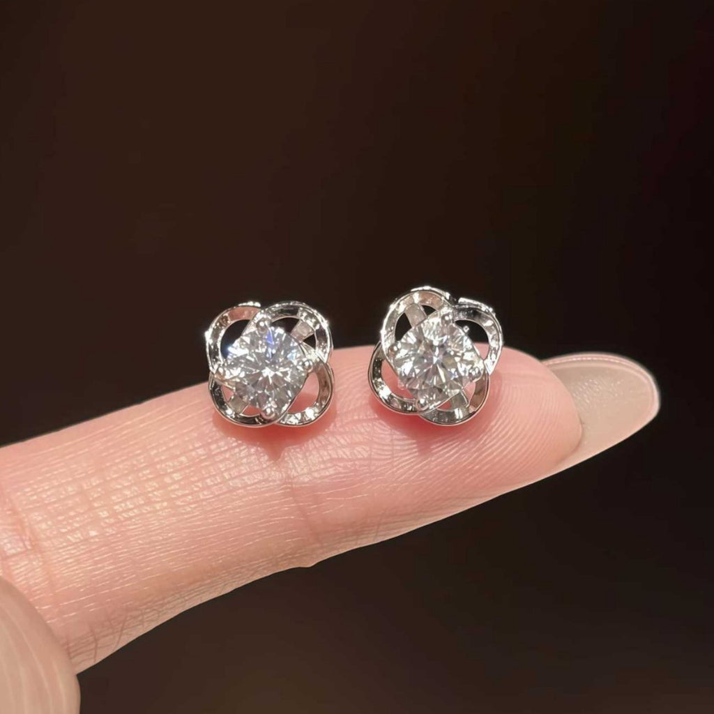 S925 Sterling Silver Four-Leaf Clover Moissanite Stud Earrings
