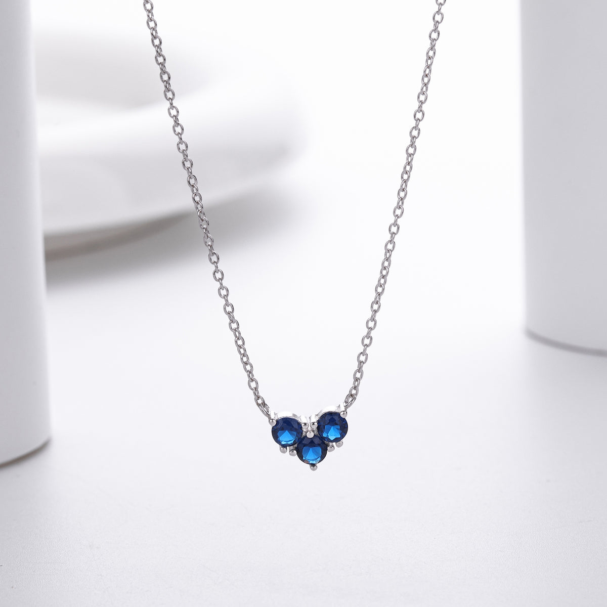 S925 Sterling Silver Niche Design Zirconia Necklace