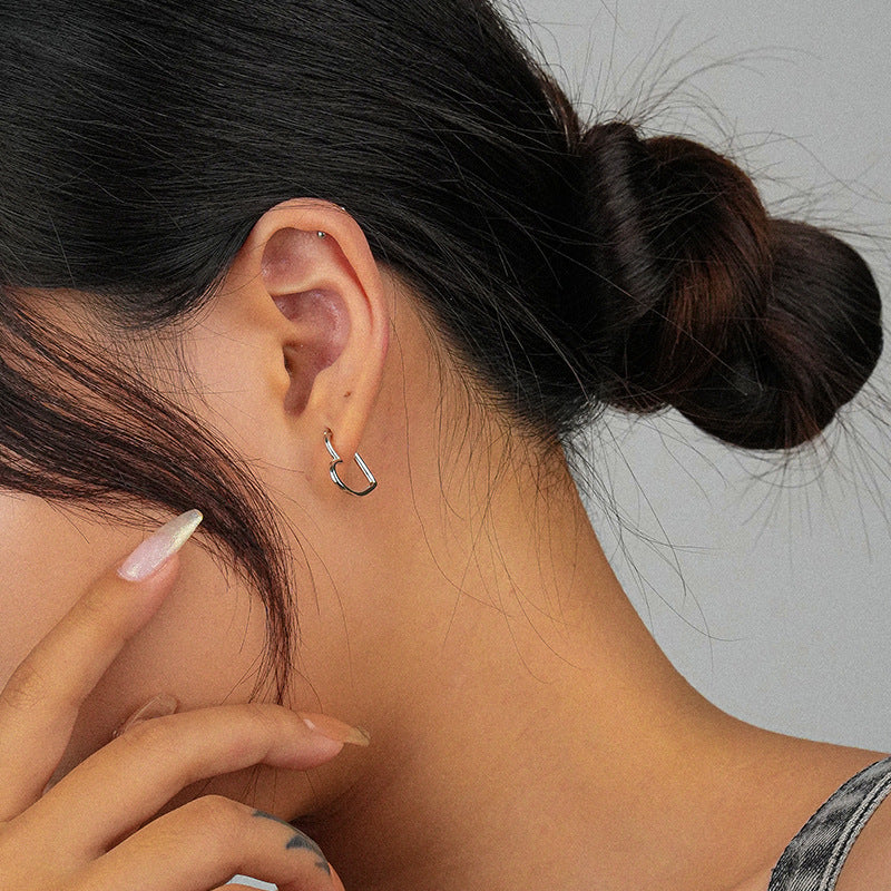 S925 Sterling Silver Heart Stud Earrings