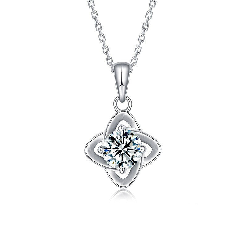 S925 Sterling Silver Moissanite Clover Pendant Necklace