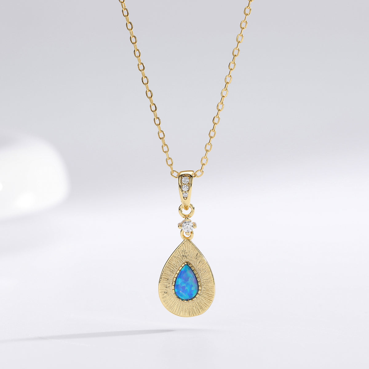 S925 Sterling Silver Teardrop-Shaped Opal Necklace with Zircon